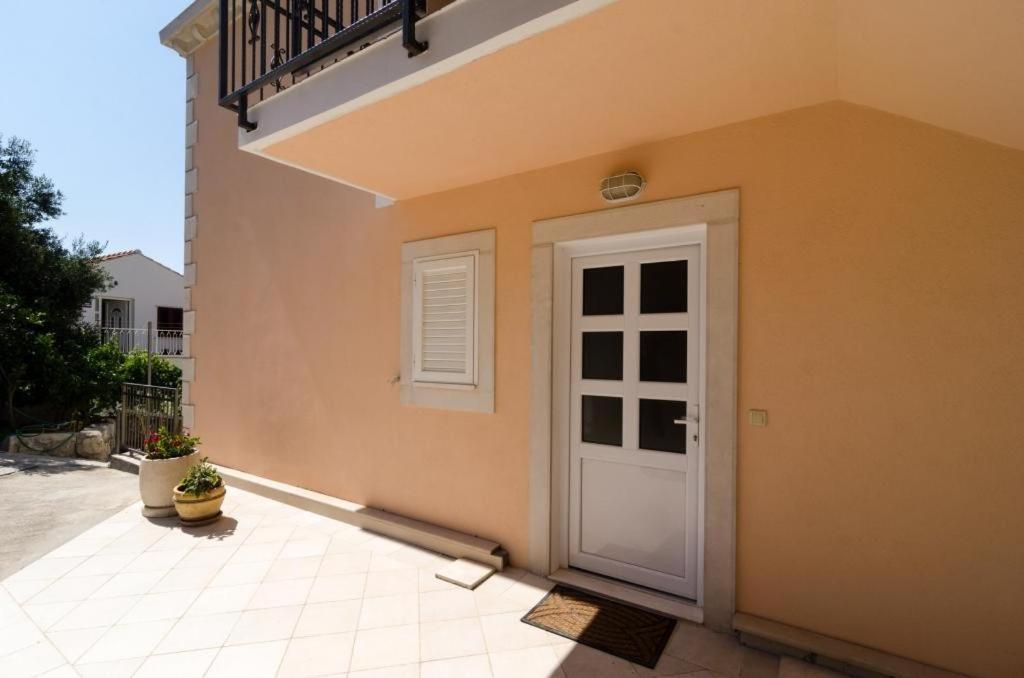 Apartment Marela Mokosica Exterior photo